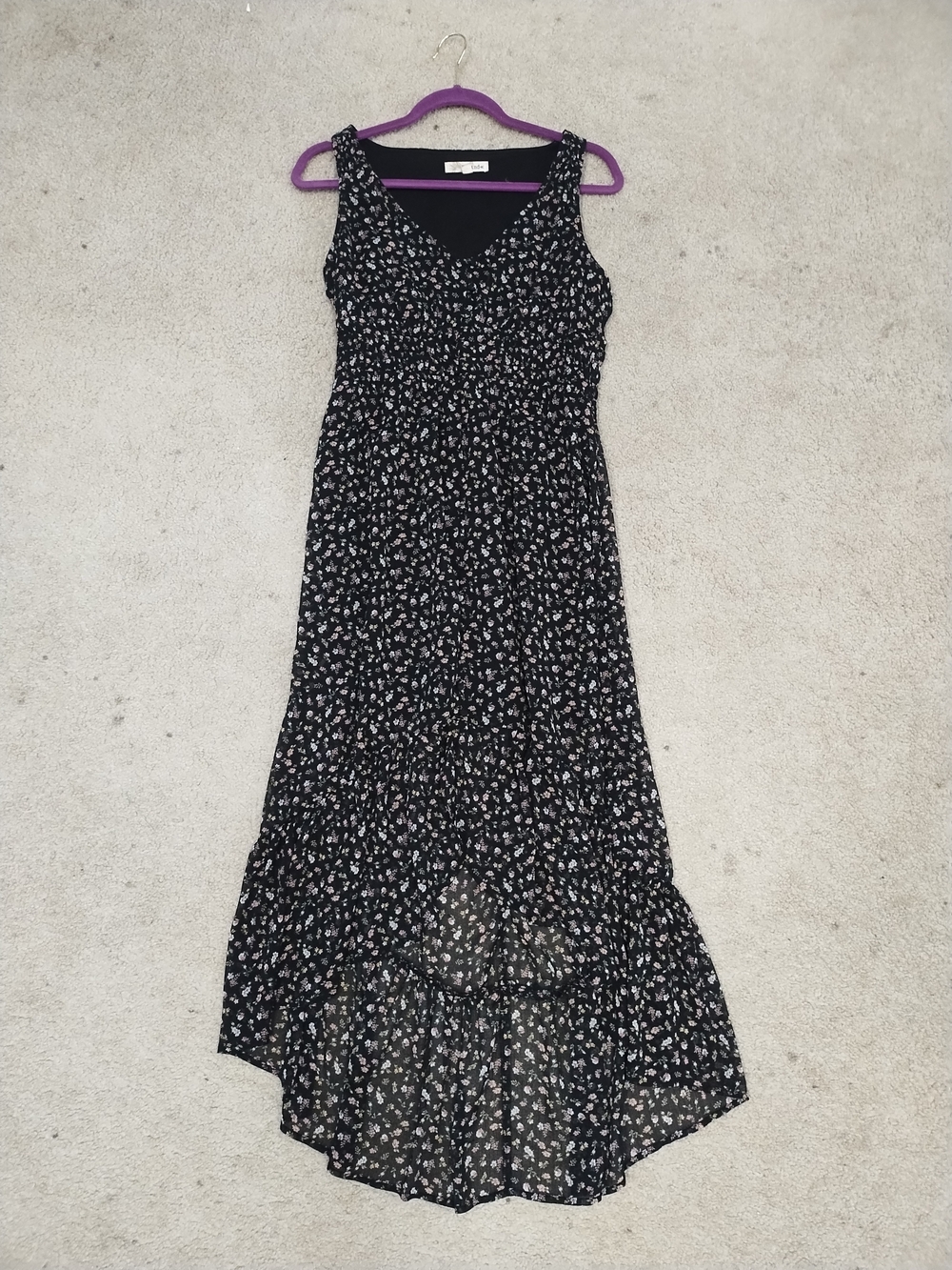 Rewind Black Floral High-Low V-Neck Maxi Dress - Picture 2 of 3